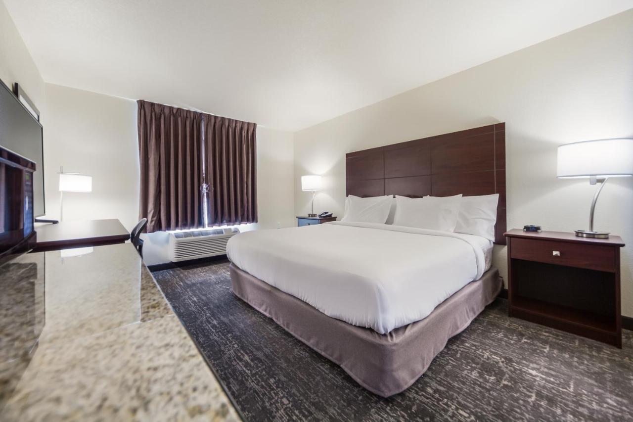 Cobblestone Inn & Suites - Holdrege Экстерьер фото