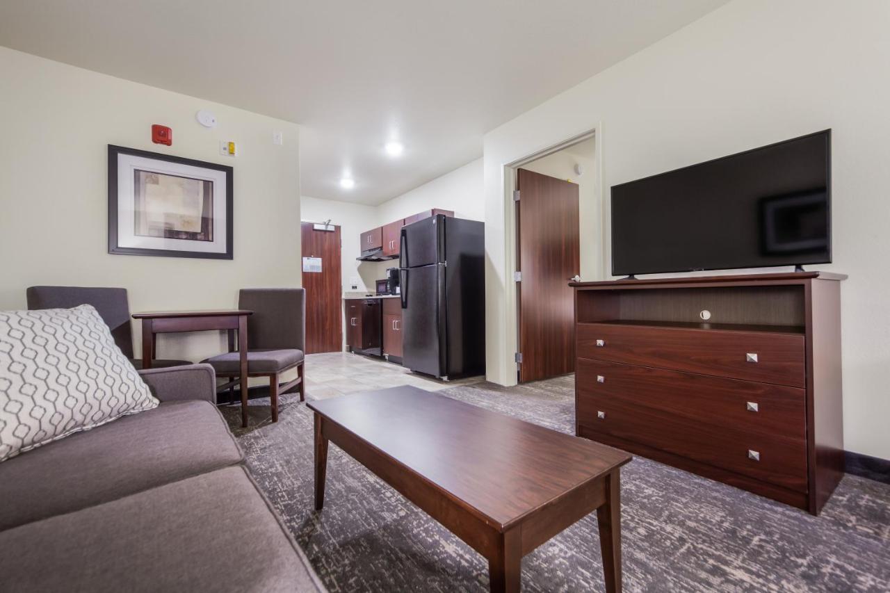 Cobblestone Inn & Suites - Holdrege Экстерьер фото
