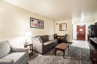 Cobblestone Inn & Suites - Holdrege Номер фото